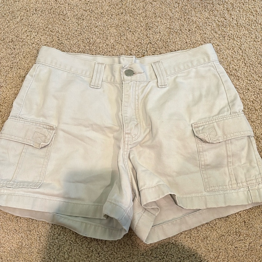 y2k Levi’s cargo shorts